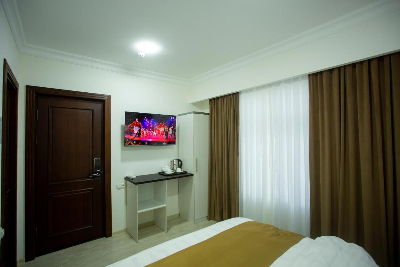 Viva Hotel 塔什干 外观 照片